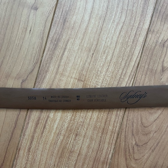 Sydney's leather dress belt (34) - Picture 4 of 7